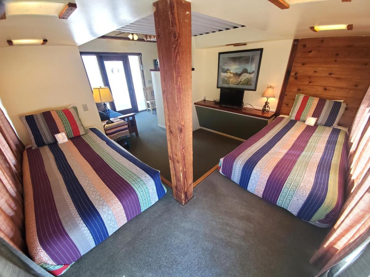 טוונטיניין פאלמס 29 Palms Inn מראה חיצוני תמונה