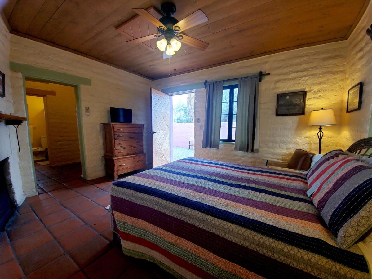 טוונטיניין פאלמס 29 Palms Inn מראה חיצוני תמונה