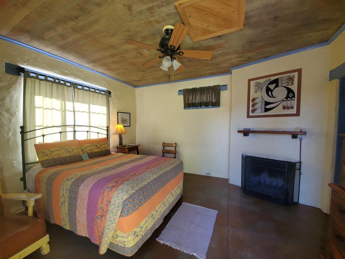 טוונטיניין פאלמס 29 Palms Inn מראה חיצוני תמונה